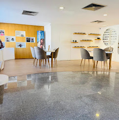 Interior da Opticalia Baião
